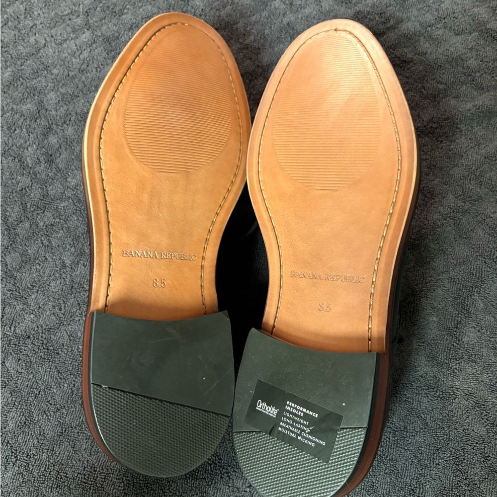 Men’s Banana Republic Black Leather Dress Shoes with Brown Welt Size 8.5 - Picture 9 of 14